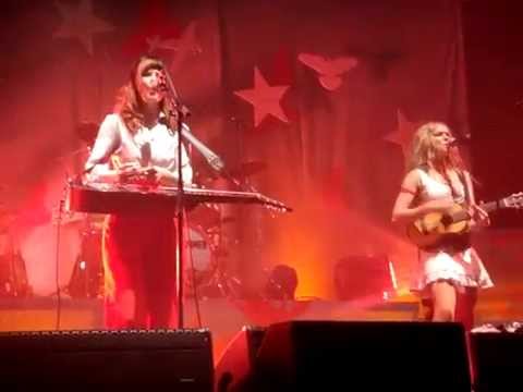 Katzenjammer - Bad Girl live in Dresden