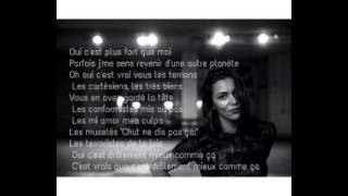 Shy'm- Les chaussures en plastique + parole.