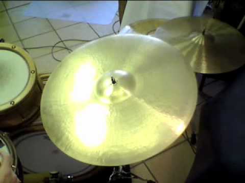 22" Kontroversial Ride, 2235g, by Craig Lauritsen @ www.cymbalutopia.com