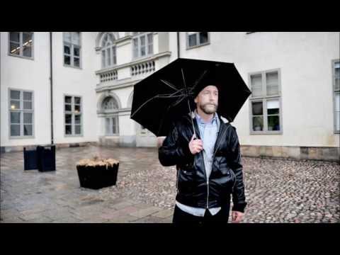 Mange Schmidt ft Big Fred- Jag slår en drill