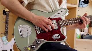 Video thumbnail for Bilt Relevator LS Ice Blue metallic 3 Lollar Gold Foils by The Guitar bar