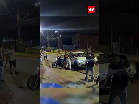 SP: Polícia investiga atropelamento após briga em Botucatu #shorts