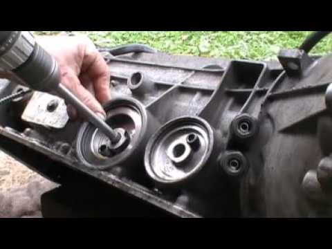 2004 4.6 Mountaineer Transmission servo bore -5R55S