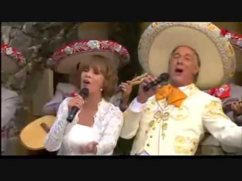 Fernando Allende y Lucía Méndez cantan Si nos dejan