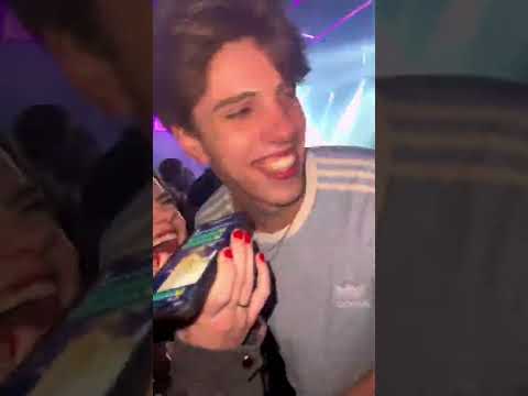 10 segundos para beijar alguém #shorts