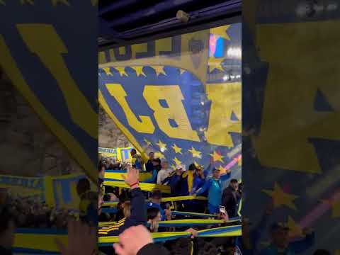 "BOCA, MI BUEN AMIGO " Barra: La 12 &bull; Club: Boca Juniors