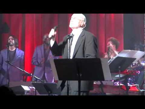Videoclip de Talkin' About My Baby — Phil Collins