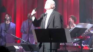 Phil Collins - Talking About My Baby[Curtis Mayfield and The Impressions] Live NY 2010