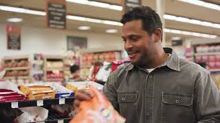 Bring more to the table when you earn Points with Safeway for U™.