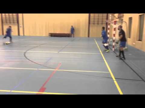 VAMOS!! FC Eindhoven futsal goalkeeper Pieter Grimmelius working his ass off to make his comeback.