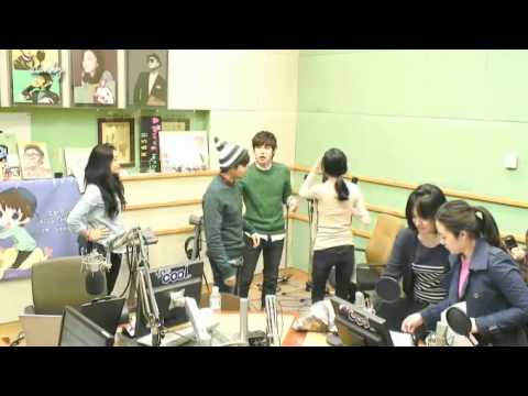 131101 Photo taking with guest Super Junior Ryeowook KTR