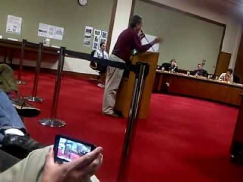 greg hartnell talking to victoria city council about geoengineering in our sky.