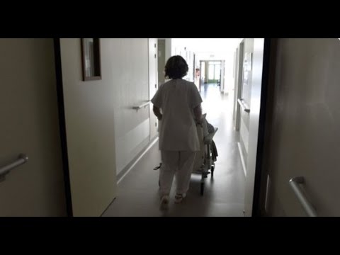 Scandale dans les Ehpad : comment sont formés les personnels soignants ?