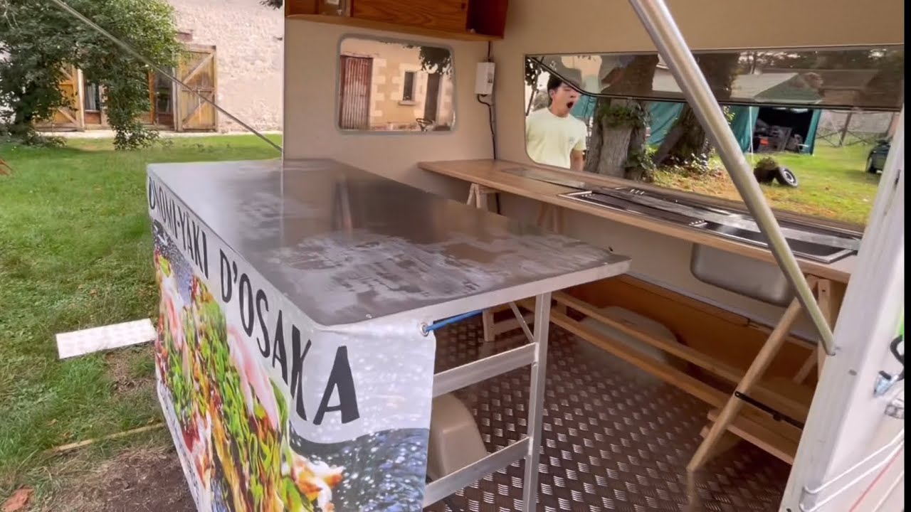 【3/3フランスで中古キャラバンDIY】お好み焼きキャラバンキッチン完成した‼︎