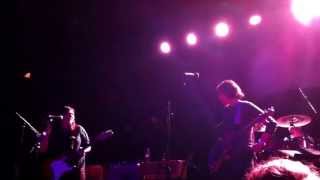 Shocker In Gloomtown (Guided By Voices cover) - The Breeders (live in Boston, May 2013)