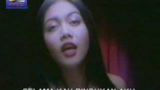 Download lagu Denada - Persembahan ( AV Clip) mp3