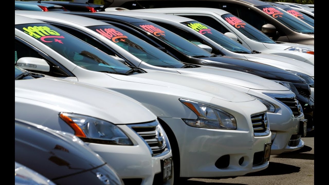 Buying a car: Should you lease or finance?