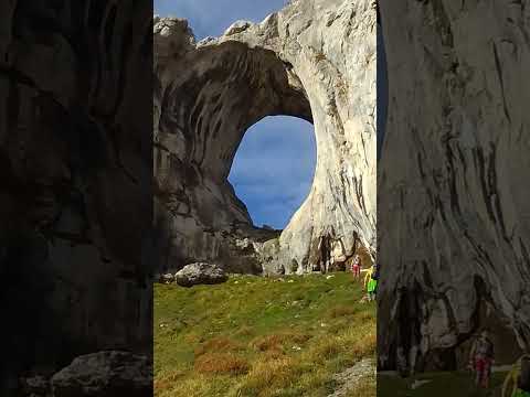ojo de buey 🥾#subida desde pelugano ⛰️#montaña🌄#trekking🍀#Asturias🏔️#nature