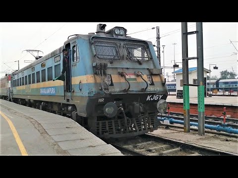 (15655) (Kamakhya - Shri Mata Vaishno Devi Katra) Express Departure From LDH JN With WAG7 Locomotive Video