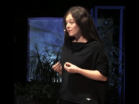 , title : 'Jak w jedną noc znaleźć sens życia i pójść swoją drogą | Natalia Bażowska | TEDxKatowice'