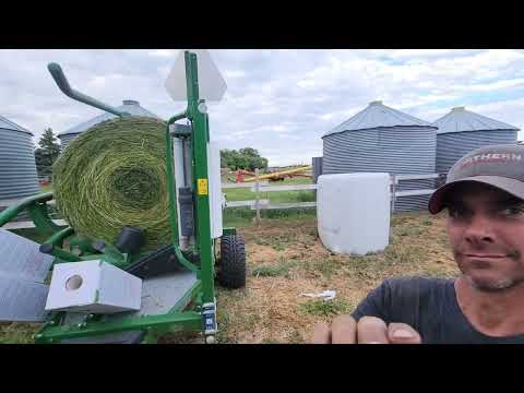 Trying to make silage bales like a B.T.O in the UK