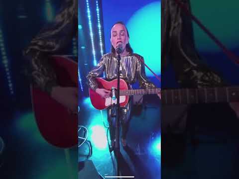 Zella Day “People Are Strangers” Live From LA with Melody VR