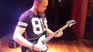 Video thumbnail for Cacau Santos tocando com a Tagima Jetblues Deluxe by Tagima