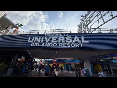 🔴 LIVE for Mega Movie Parade at Universal Studios Orlando