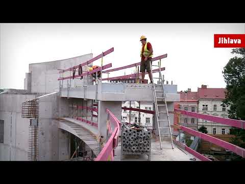 Stavba Horácké multifunkční arény v Jihlavě