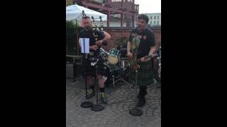 Alternative Ulster - Wasted Life Cover (Stiff Little Fingers) - live @ Tony&#39;s