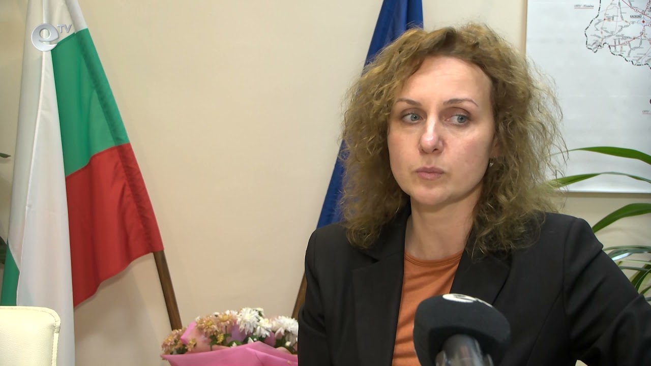 46 машини ще чистят цяла нощ пътищата в област Хасково