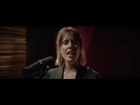 Underground Sessions- Ainslie Wills: Society