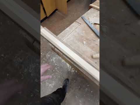 Grönlandpaddel selber bauen, Trennhülsen ohne Kleber am Paddel befestigen, Blätter hobeln