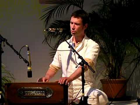 Om Namah Shivaya mit Sundaram Geier