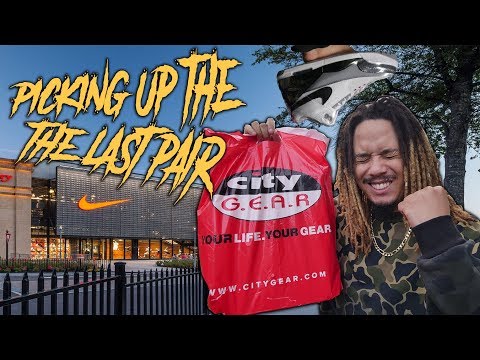 PICKING UP THE LAST PAIR AT THE BEST MALL IN ATLANTA !!! ADIDAS, NIKE, FOOTLOCKER, AND MORE !!!