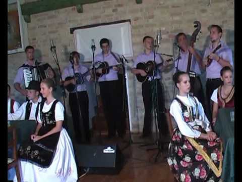 TS Djuvegije - Kolo igra, tamburica svira ( Hornjakov Salaš, Sombor 2009 )