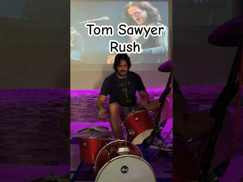 Mini bateria ..🤣#tomsawyer #rush #bateria #drumcover #drums