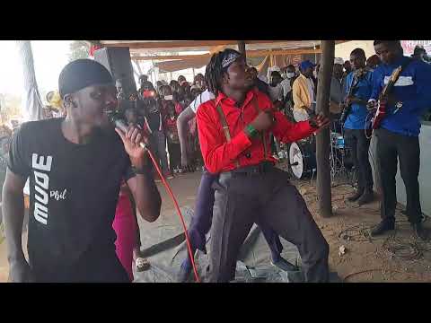 Shantel Sithole performing Nganganga in Bindura. Just watch fans going crazy.