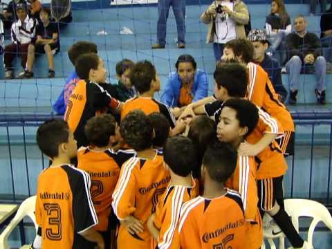 Continental Futsal crito de guerra
