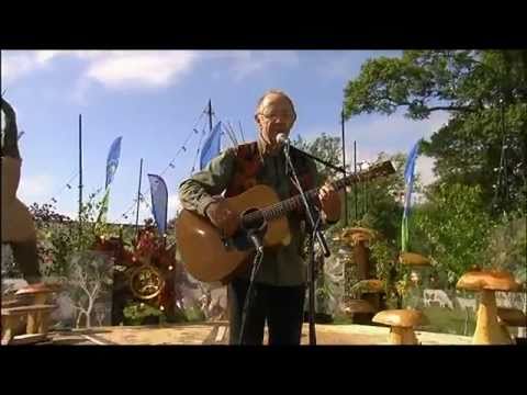 Noel Harrison: The Windmills Of Your Mind live at Glastonbury 2011