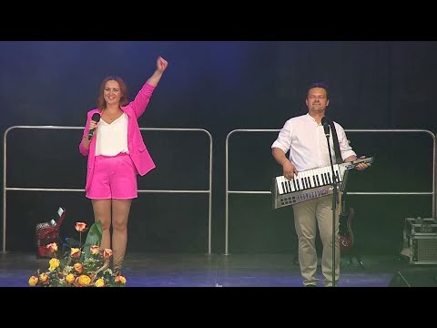 Hudobná skupina DISK - Lístoček z javora / Takého Janíčka / Sednem sebe na lavočku (zmes ľudoviek)