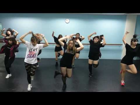 KARD's 'Oh NaNa' - CJ peeps!