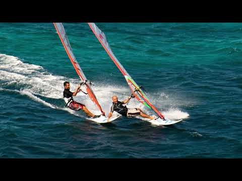 Foto del  Windsurfing Center Stintino in Sardegna  Italia e di tutte le sue attività windsurf vela