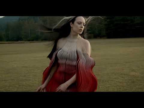 Allie X – Rings a Bell (Visualizer)