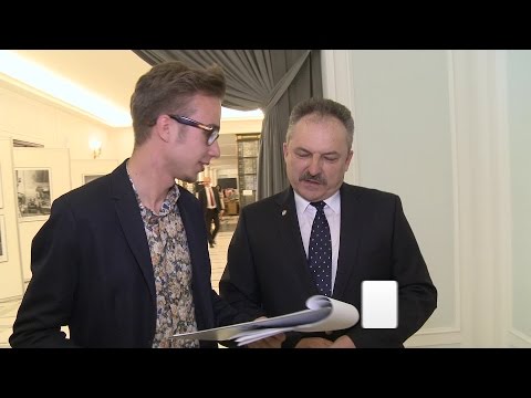 Czy politycy zdaliby maturę z WOS-u