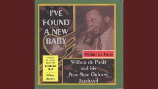 Waiting for the Robert E Lee