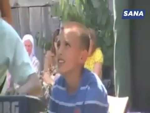 Dječak izvodi ilahiju "Kraj Kabe sam ja stajao " [2009 godina]