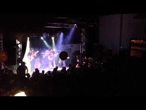 Don Capone - Enquanto Tudo Acontece e Rock A Vapor AO VIVO