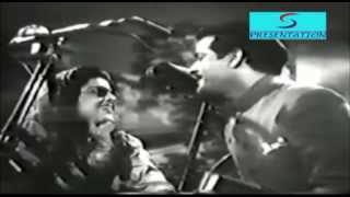 Ae Mohabbat Unse Milne Ka Bahana Ban Gaya - Lata & Rafi