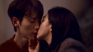 トランク　キスシーン